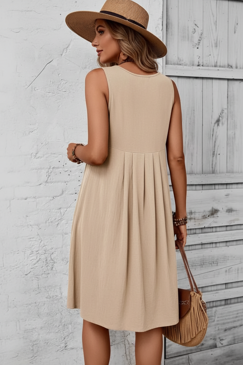 Back view - Beige sleeveless dress